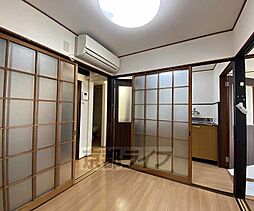 居間