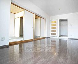 ローファス・パートII 301 3階3LDKのリビング/ダイニング