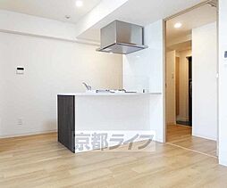 JR山陰本線 丹波口駅 徒歩4分の賃貸マンション 2階1LDKのリビング/ダイニング