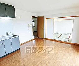 JR東海道・山陽本線 長岡京駅 徒歩32分の賃貸マンション 5階2LDKのリビング/ダイニング