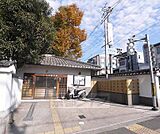 大手筋交番まで56m 大手筋に近い交番です。
