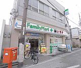 ファミリーマート中書島駅前店まで239m 中書島駅前 ドラッグストアも入っております。