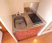 シンプルなキッチンです。