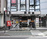 石山駅前郵便局まで271m