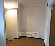 エアコンもついていてすごしやすいお部屋です