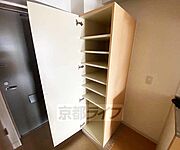 靴収納付きの玄関