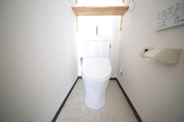 トイレを拡大表示