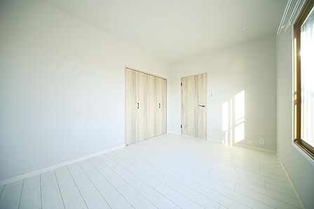 洋室約6帖は、お子様部屋にいかがでしょうか♪