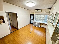 居間