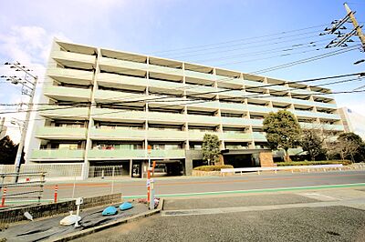 外観：東急田園都市線「高津」駅まで、平坦徒歩14分の立地です♪