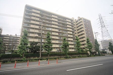 日本ハウズイングへの、委託管理となっております♪