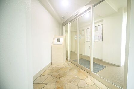 ペット飼育2匹可能です! オートロックシステムです♪