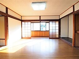 居間