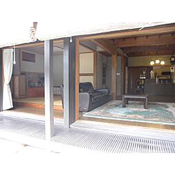 居間