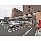 コンビニ「セブンイレブン下関貴船町店まで581m」
