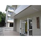 中学校「下関市立勝山中学校まで1903m」