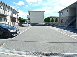 7 / 10
