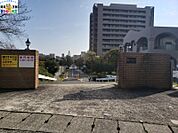 国立長崎大学　北門 208m
