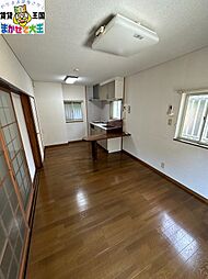 タルハイツ 1階1LDKのリビング/ダイニング