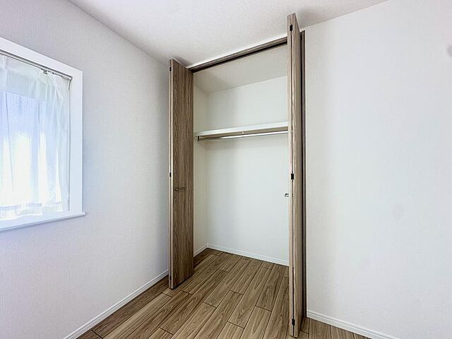 収納 ラビデンス守山町南 2階/-