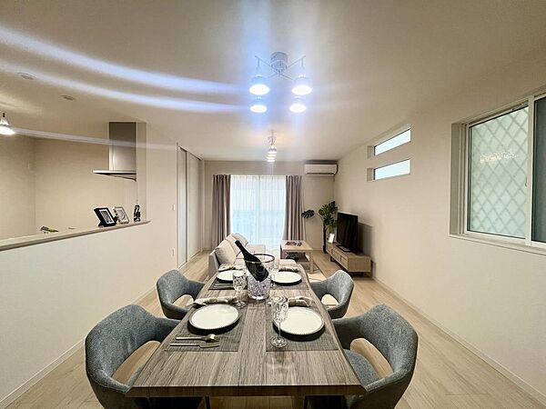 リビング/ダイニング