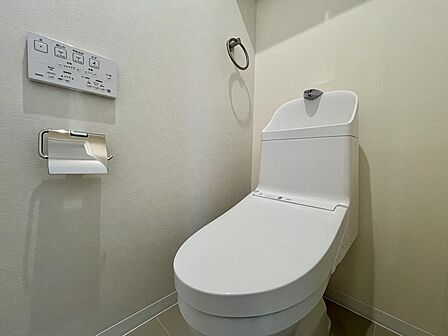 清潔感あふれるトイレ空間