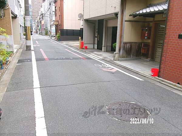 画像30:前面道路