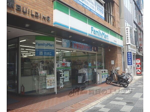 画像20:ファミリーマート　四条室町店まで350メートル