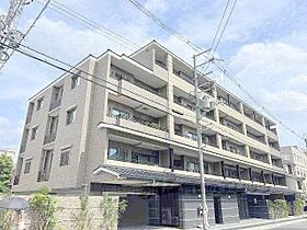 パラドール御所西グランデ  ｜ 京都府京都市上京区新町通上長者町下る元頂妙寺町（賃貸マンション3LDK・1階・72.20㎡） その1