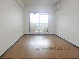 阪急京都本線 西院駅 徒歩8分の賃貸マンション 2階ワンルームのリビング/ダイニング