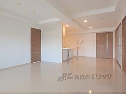 Ｇ−ＣＲＥＳＴ京都四条烏丸 1102 11階3LDKのリビング/ダイニング