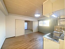 アルカンシェル御所 4階2LDKのリビング/ダイニング