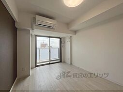 近鉄京都線 東寺駅 徒歩10分の賃貸マンション 8階1Kのリビング/ダイニング