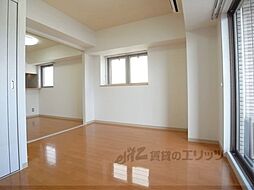 阪急京都本線 西院駅 徒歩14分の賃貸マンション 10階1DKのリビング/ダイニング