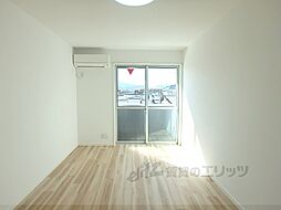 フラッティ花園春日 3階1Kのリビング/ダイニング