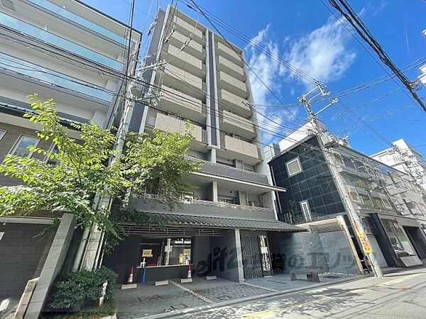 リヴァーク四条烏丸 703｜京都府京都市中京区一蓮社町(賃貸マンション2LDK・7階・49.08㎡)の写真 その1