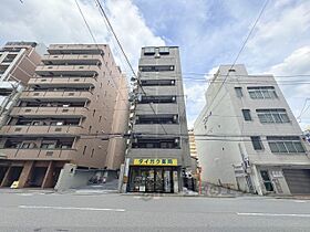 京都府京都市下京区西洞院通四条下る妙伝寺町（賃貸マンション1K・6階・22.81㎡） その1