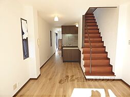 京都市営烏丸線 今出川駅 徒歩5分の賃貸マンション 2階2LDKのリビング/ダイニング