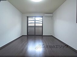 京洛マンション 105 1階1Kのリビング/ダイニング