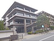 京都華頂大学まで1600メートル