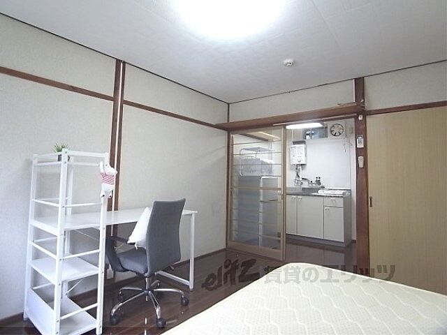 寝室