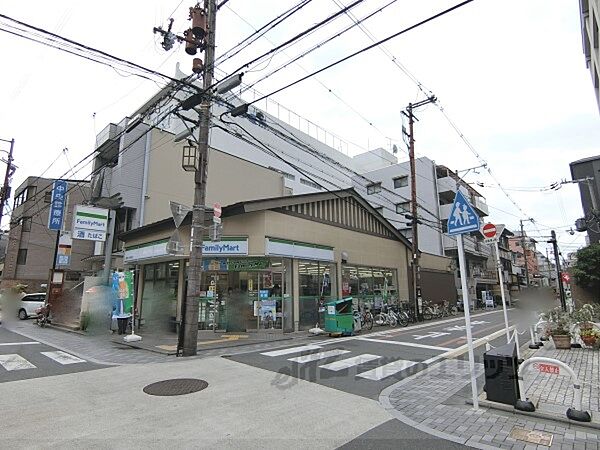 画像19:ファミリーマート　京都三条高倉店まで30メートル