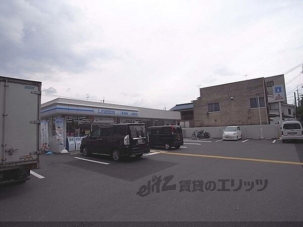 画像22:ローソン　梅津高辻店まで120メートル