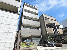 京都府京都市下京区醒ケ井通六条上る佐女牛井町（賃貸マンション1LDK・1階・40.67㎡） その1