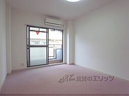 京阪本線 神宮丸太町駅 徒歩4分の賃貸マンション 3階1Kのリビング/ダイニング