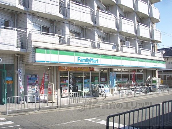 画像16:ファミリーマート　竹田駅前店まで250メートル