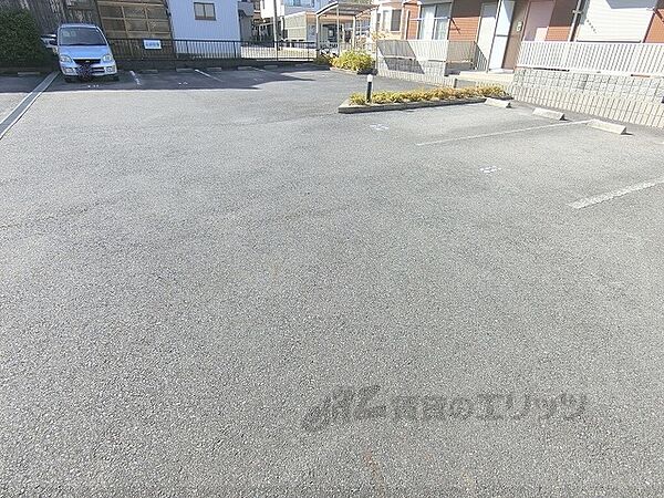 駐車場：駐車場