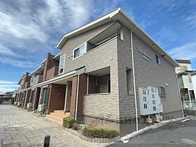 ヴィラ・モンセラート 202 ｜ 滋賀県彦根市中藪町（賃貸アパート2LDK・2階・56.78㎡） その1