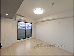 ウエスト　コミタリアIII 304 3階1Kのリビング/ダイニング