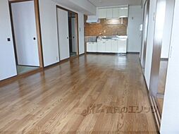 JR東海道・山陽本線 西大路駅 徒歩8分の賃貸マンション 3階4LDKのリビング/ダイニング